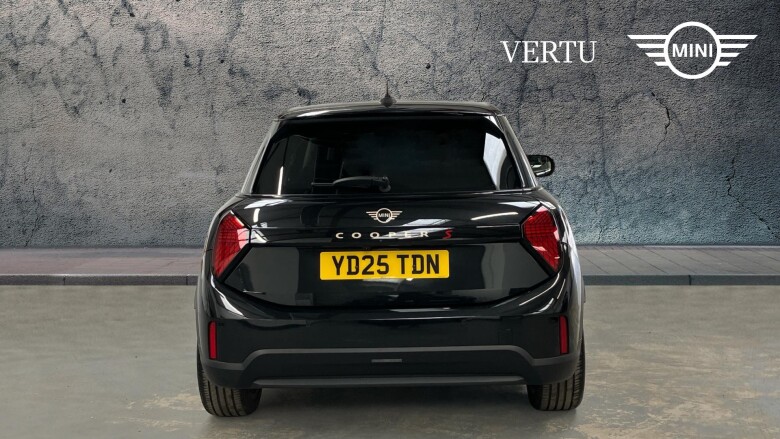 MINI Cooper 2.0 S Classic 5dr Auto Petrol Hatchback